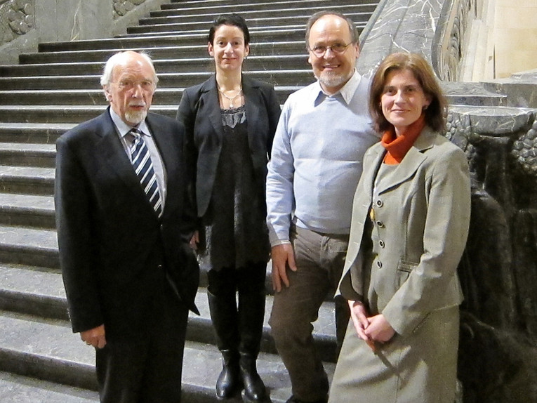 Die Jury-Mitglieder: Wolfgang Puschmann, Elif Gen�ay-Drews, Milan Pejic und Dr. Koralia Sekler (v.l.n.r.).